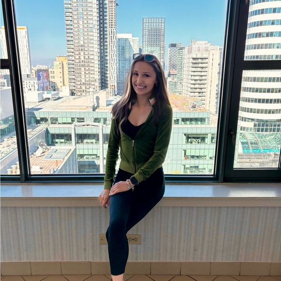 Meet me - Picture 1 of 1